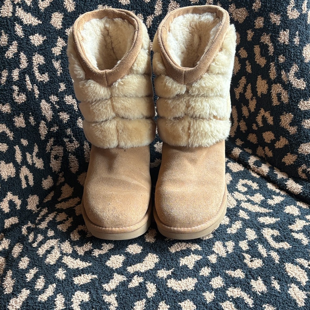 Woman’s Ugg Tan and Cream Fur-Lined Boots size 7